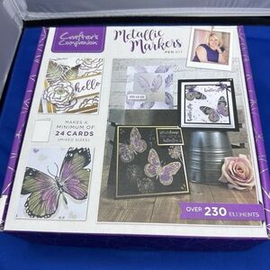 NEW Crafter’s Companion Metallic Markers Pen Kit #8 Card Making Birthday Wedding